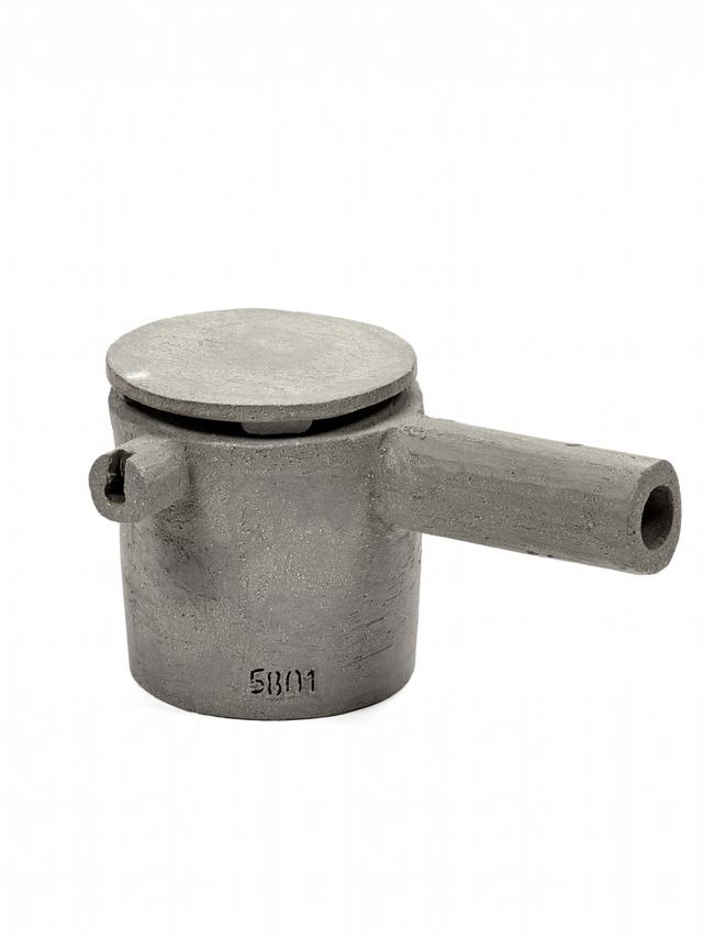 Serax FCK Theepot 5 cement - 0.5Ltr - Arm 10